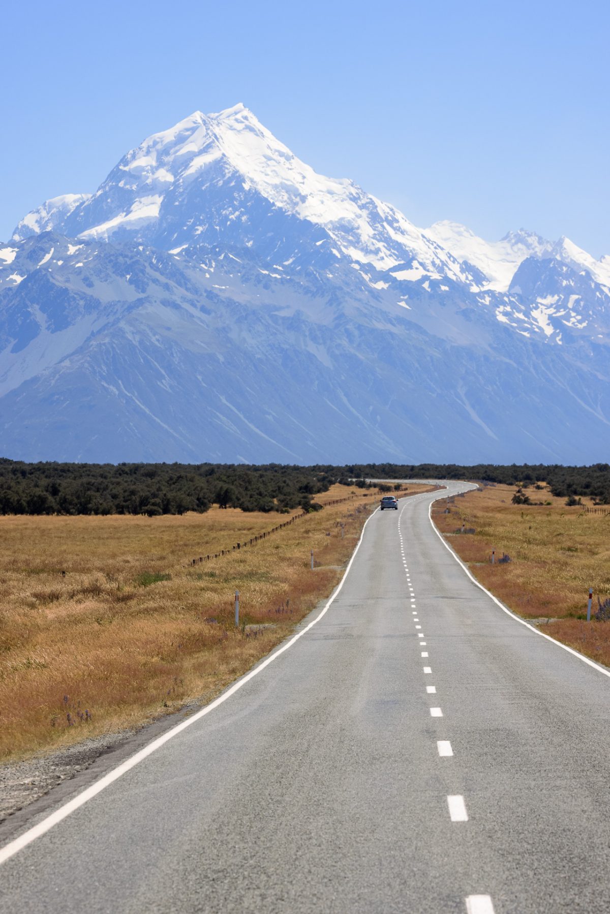 The Southern Alps, Rugged Mountains & Glacier Lakes