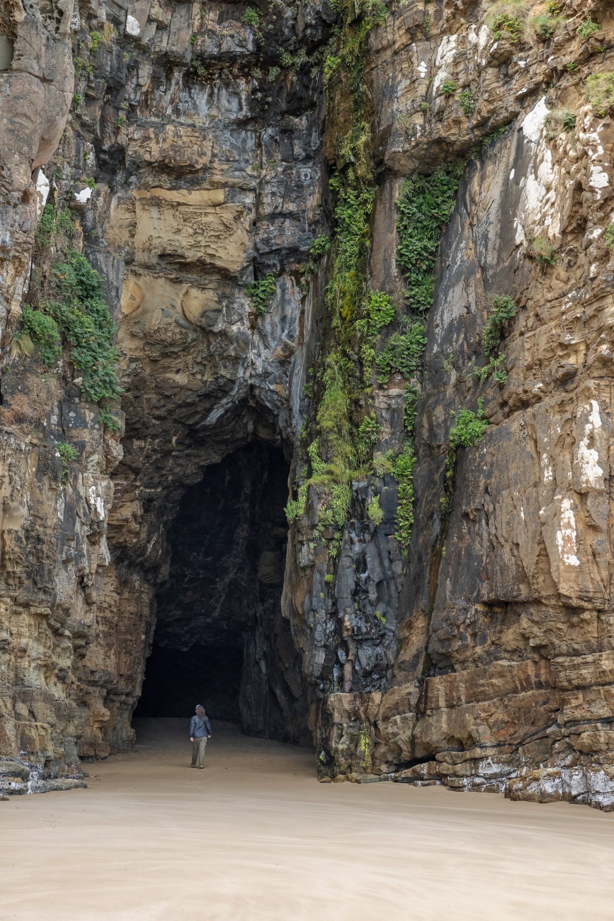 Entrance to Cathedral Caves