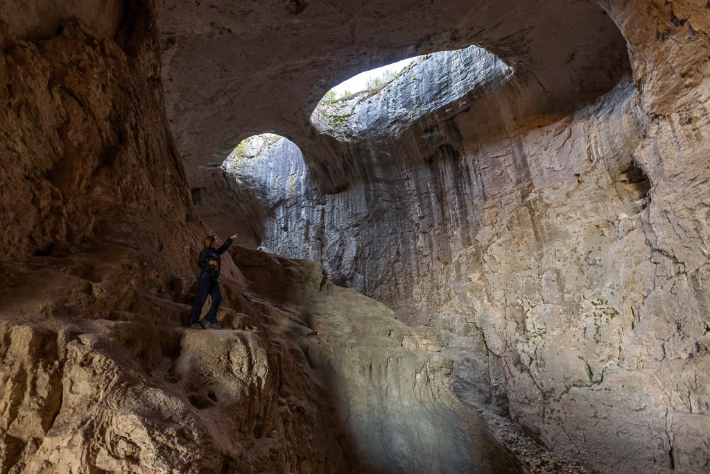 Prohodna, Starry Eyes