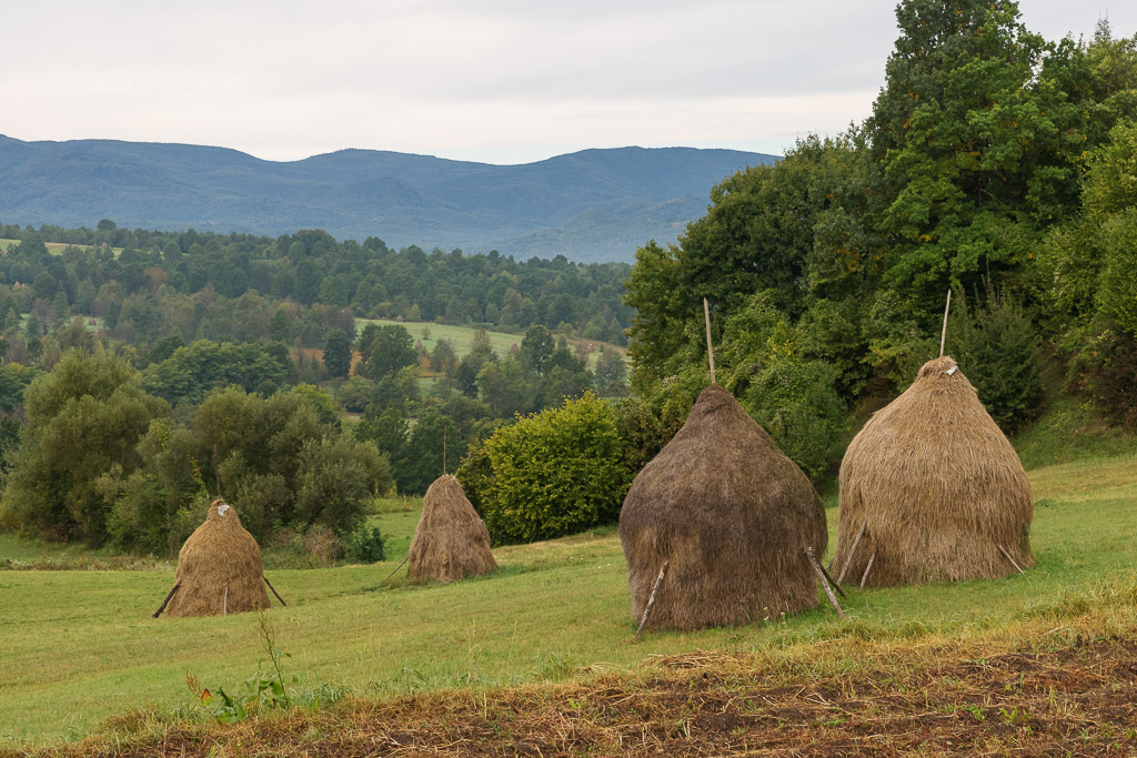 Haystacks, Maramures
